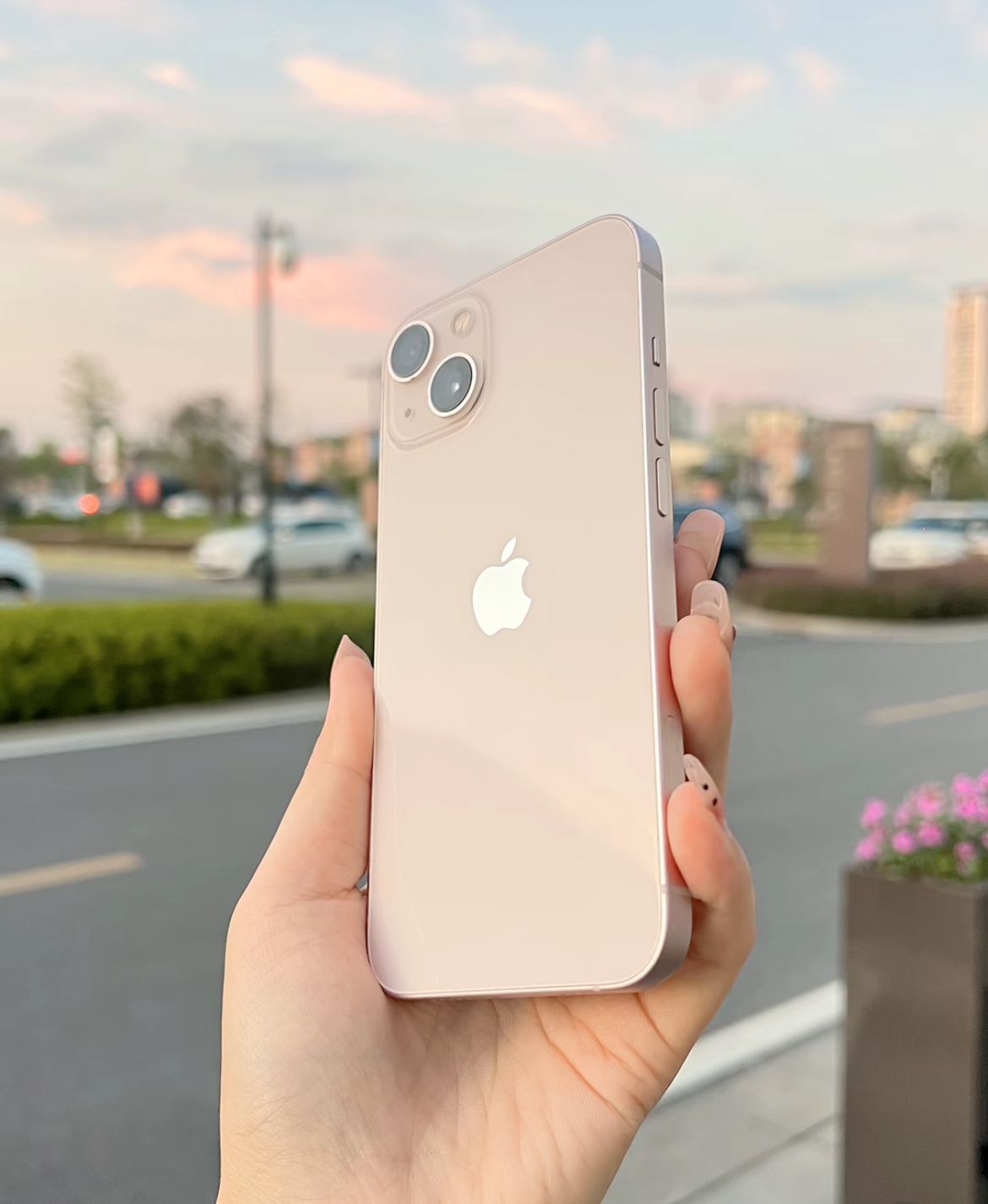 苹果13国行版和公开版(苹果13公开版和官方版有什么区别)-第12张图片-有道翻译官网 苹果13国行版和公开版(苹果13公开版和官方版有什么区别)-第12张图片-有道翻译官网